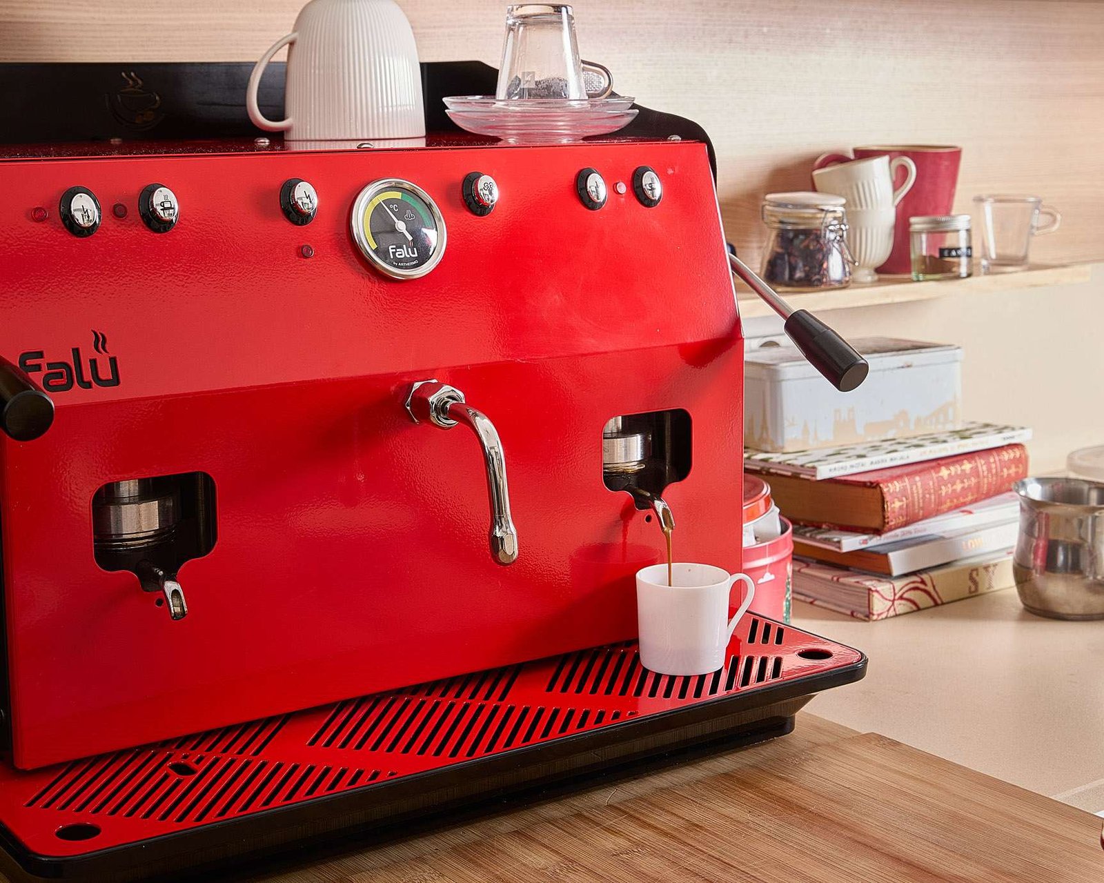 Con Falù l’espresso italiano torna a casa.